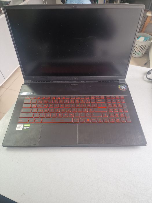 Продам ноутбук MSI GF75 на запчастини
