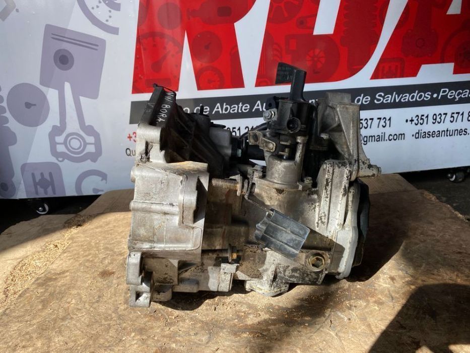 CV194 Caixa De Velocidades Vw Bora 2.3i 5V De 1999 Ref- DZL