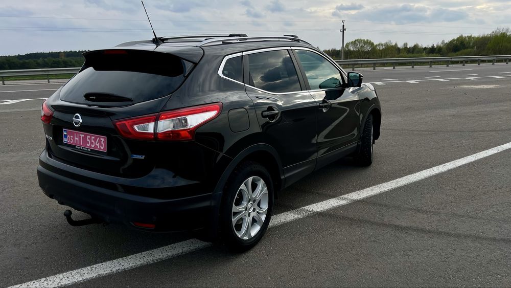 Nissan Qashqai 2014 • 1.5 дизель •