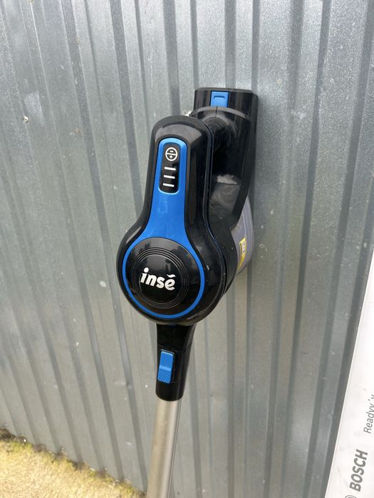 Sprzedan dwa sprawne odkurzacze bezprzewodowe  bez ładowarek