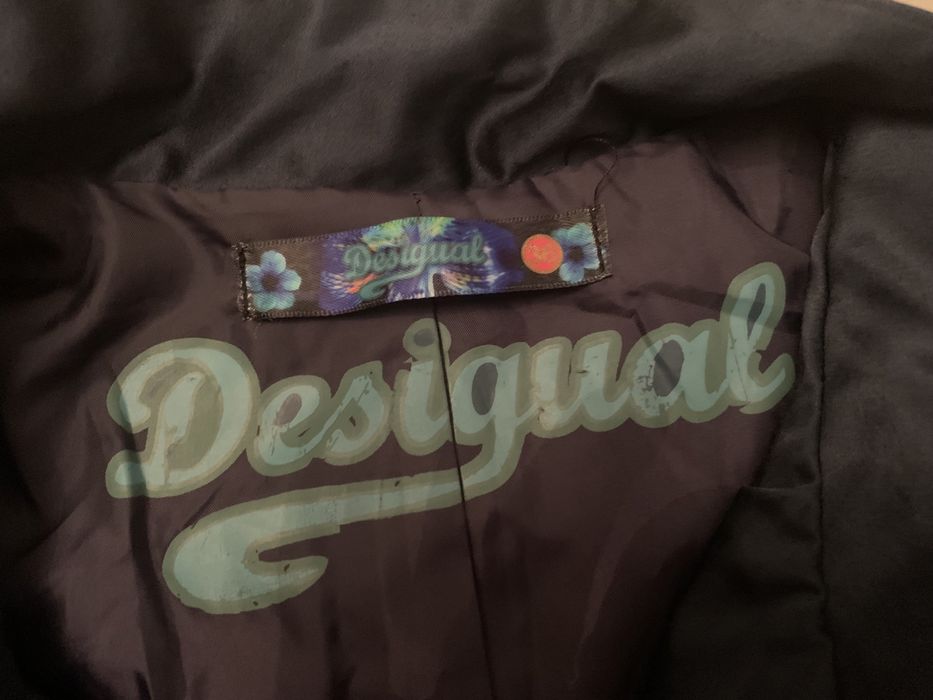 Desigual granatowy płaszcz, trencz r. S, wzory 3D przejściowy