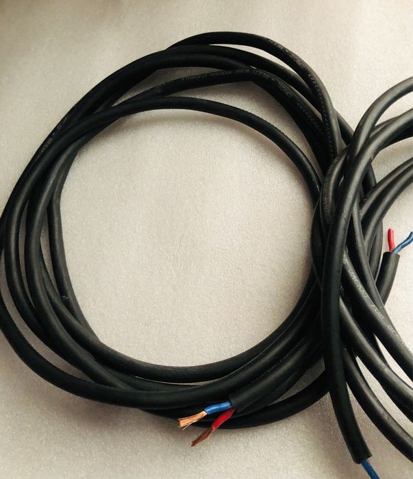 Акустический кабель высокого  качества.