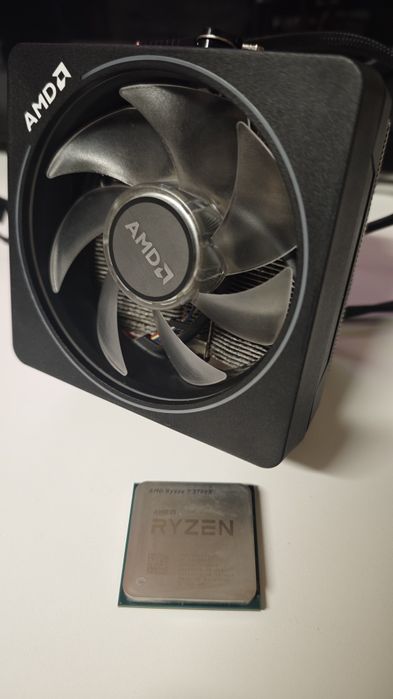 AMD RYZEN 7 3700X 8-core ( 3.6GHz-4.4GHz ) com cooler64738411390721122