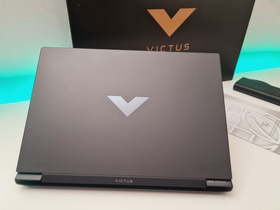 Gamingowy laptop HP Victus RTX 16 GB SSD  Ryzen 5