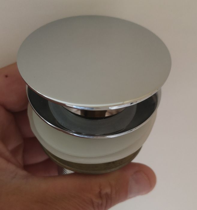 Korek z przelewem klik klak chrom umywalka