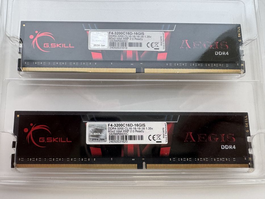 Оперативная память 16GB DDR4 2x8