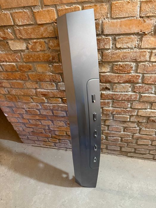 Blenda osłona  klapy tylnej Dodge Grand Caravan oryginał 2017