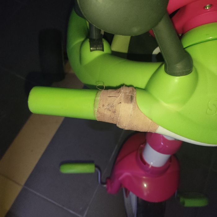 Triciclo rosa  dos 6 meses aos 3 anos