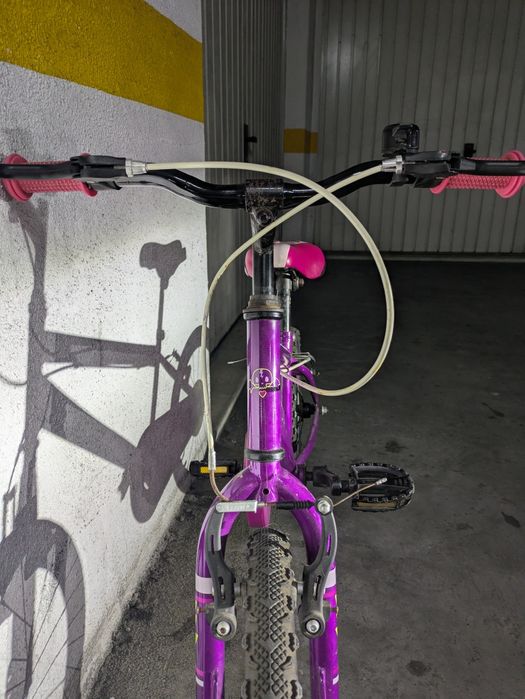 Bicicleta criança usada  ideal 4/7 anos