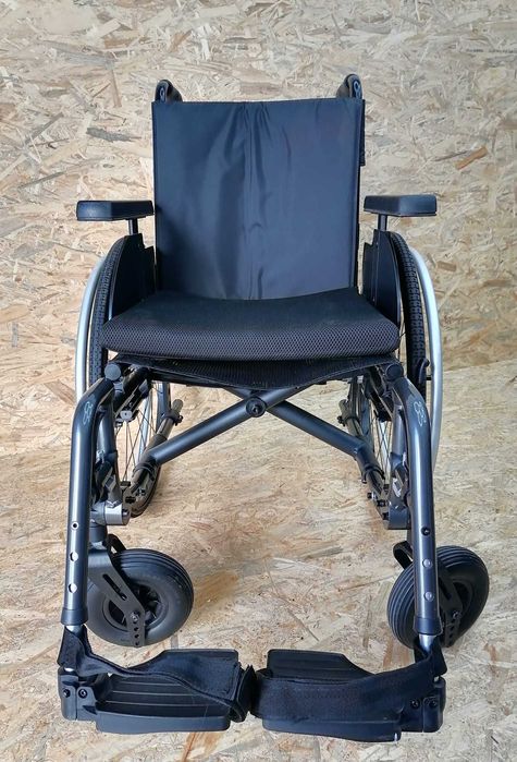 Wózek inwalidzki Vermeiren V500 active