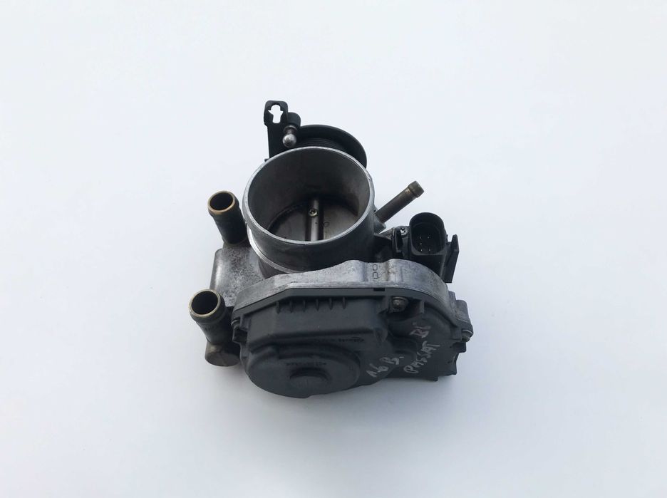Дросельна заслонка Volkswagen Passat B5 (1996-2000 р.в) - 1.6-1.8