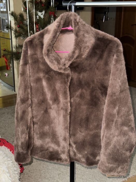 Коричнева екошуба, під норку, нова
