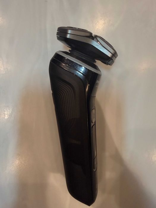 Philips Series 9000 S9986/59 (нові леза) + станція самоочистки