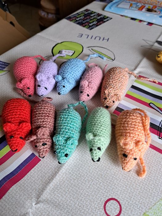 Myszki zabawka dla kotka 4szt +1 gratis