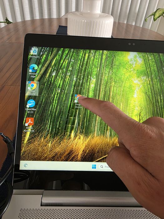 HP EliteBook 840 G5 TouchScreen i7 16GB 512GB. Troca/retoma

Equipame