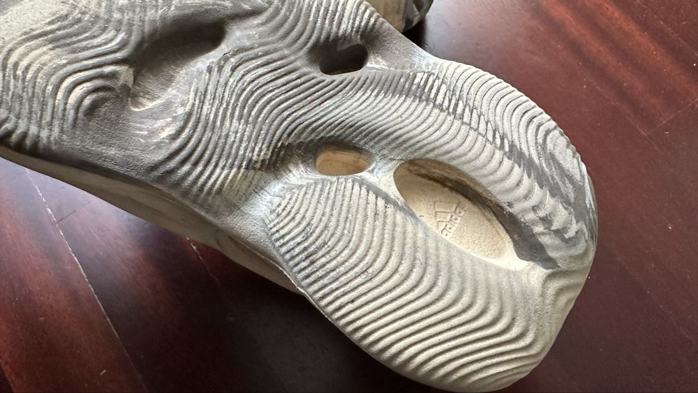 Yeezy Foam Rnnr Mx Cream