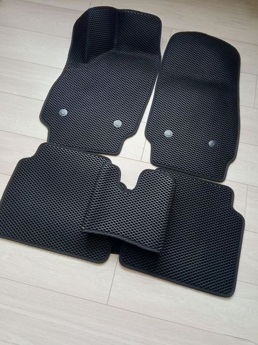 EVA килимки Львів Самовивіз. Ева коврики, лекала на всі авто