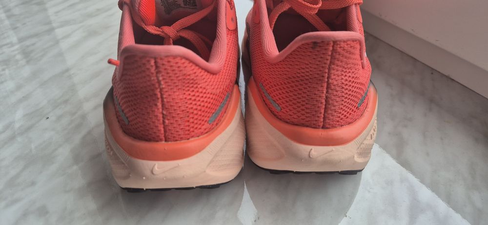 Кроссовки NIKE air zoom Pegasus р.35