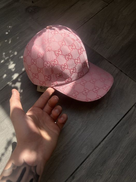 Czapka z daszkiem marki gucci