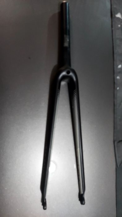 Forqueta Izalco Max carbono e outras