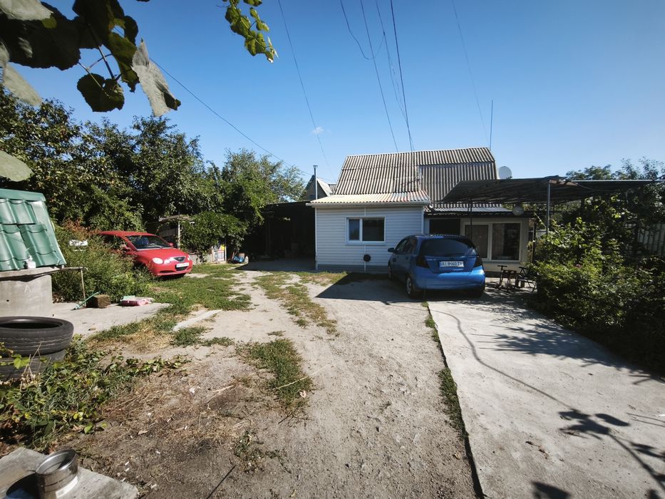 Продам окремий будинок Лєтра
