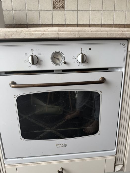 Кухня з вбудованою технікою