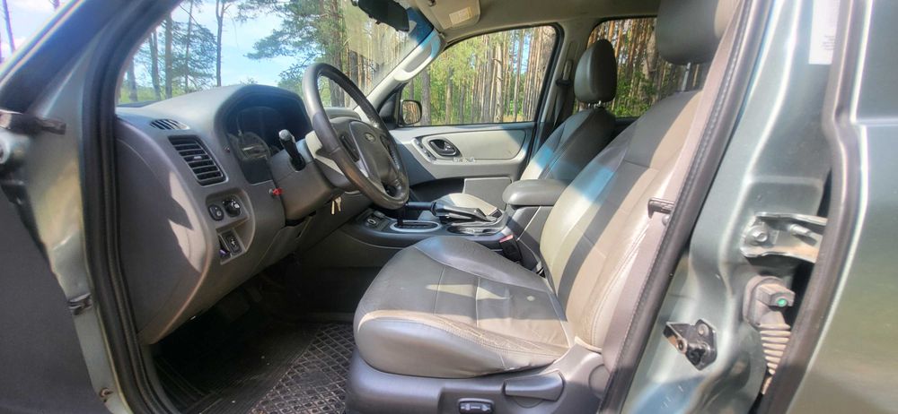 Ford Escape Hybrid 2005 (Maverick, Tribute)