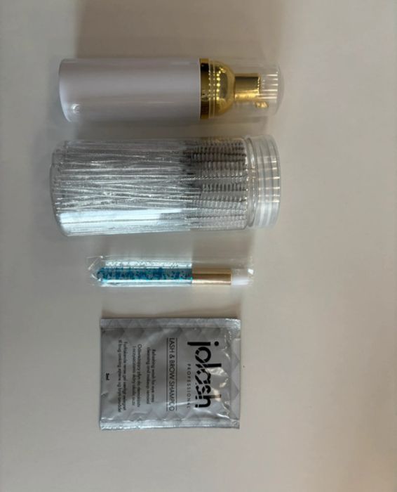 Nowy zestaw do pielęgnacji rzęs