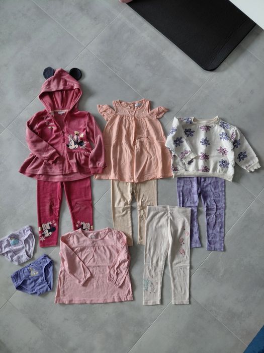 Paka ubranek na 92, dresik welurowy Disney