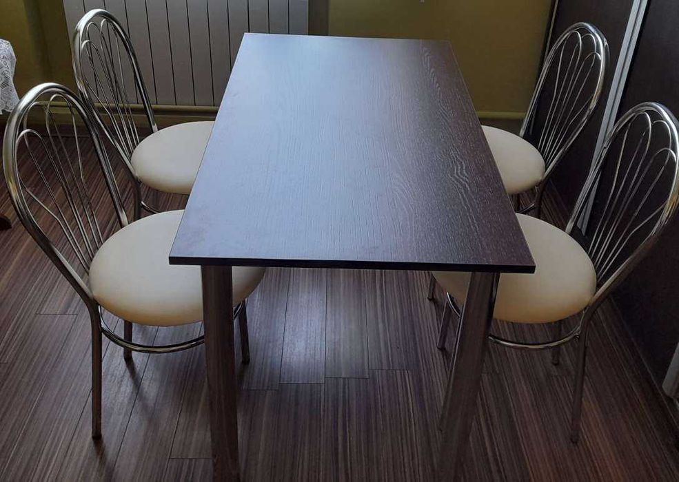 Zestawy Stół plus 4 krzesła Wyprzedaż Dostawa Gratis
