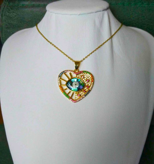 Colar Aço Dourado e Coração c/Cristais e Olho Abolone NOVO