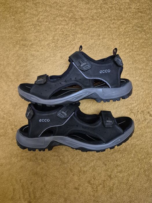 Босоножки кожаные  ECCO p. 45