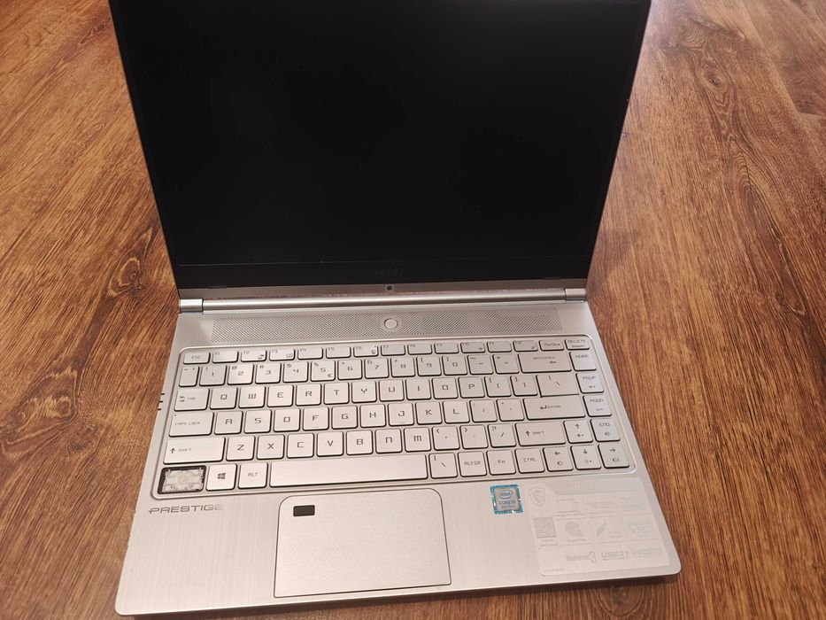 MSI PS42 8MO uszkodzony
