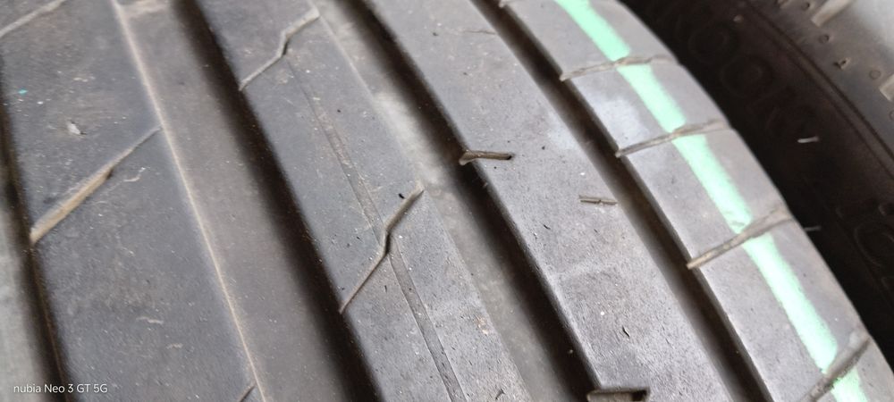 Pneus 255/35/21 Hankook semi novos