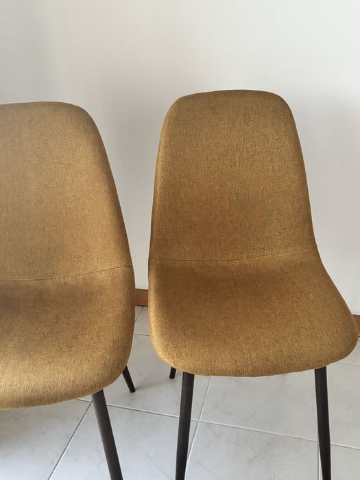 3 Cadeiras de sala