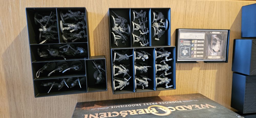 Władca pierścieni podróże przez srodziemie insert