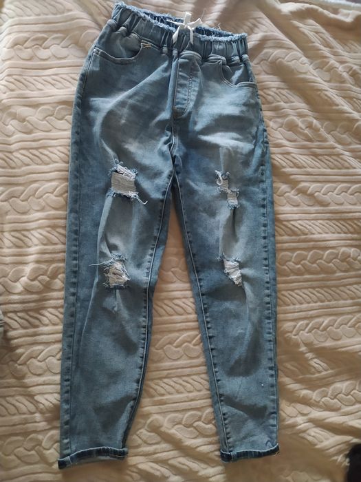 Джинси еластичні