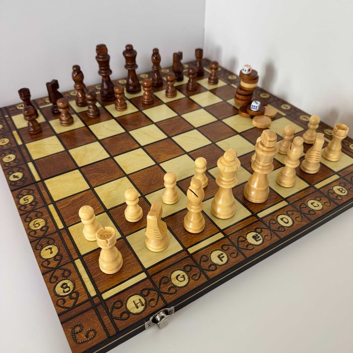 Набор шахматы, шашки, нарды с магнитом 3 в 1 7704 (доска 39x39 см)