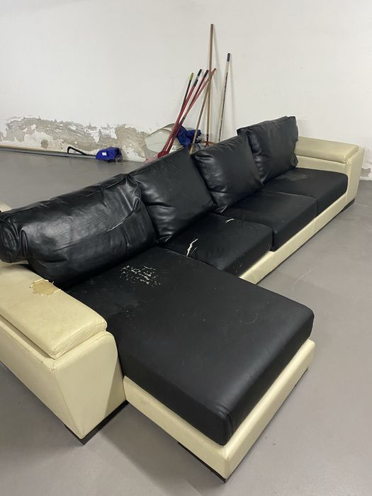 Sofá de quatro lugares