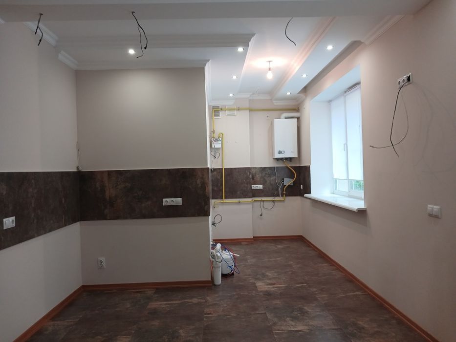 Продам  3 - ну квартиру по вул. Шопена.