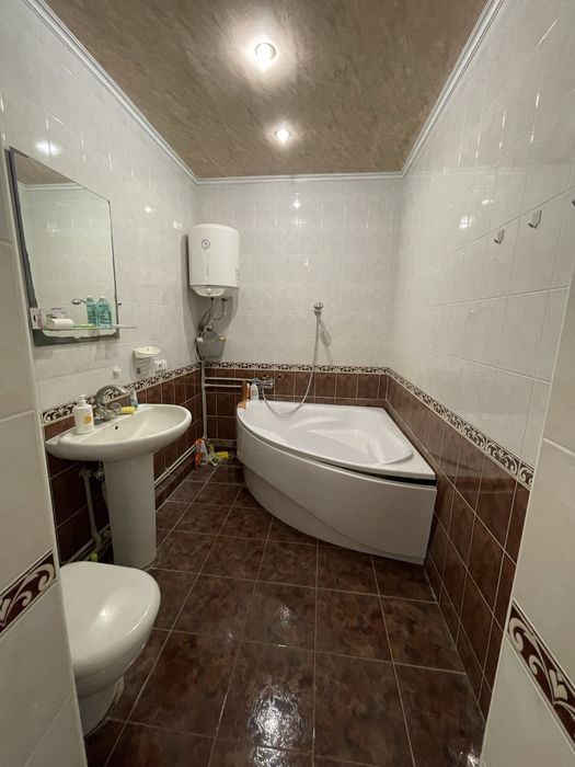 Флоринка Два дома 411 м2 и 130 м2 Алексеевка