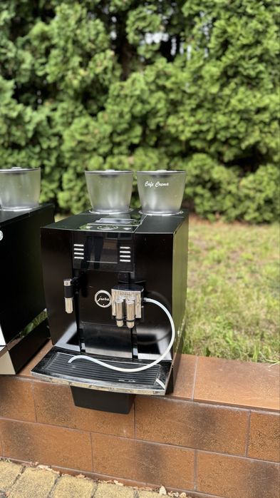 Професійна кавомашина Jura X7 Professional