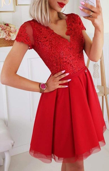 Sukienka krótka tiulowa