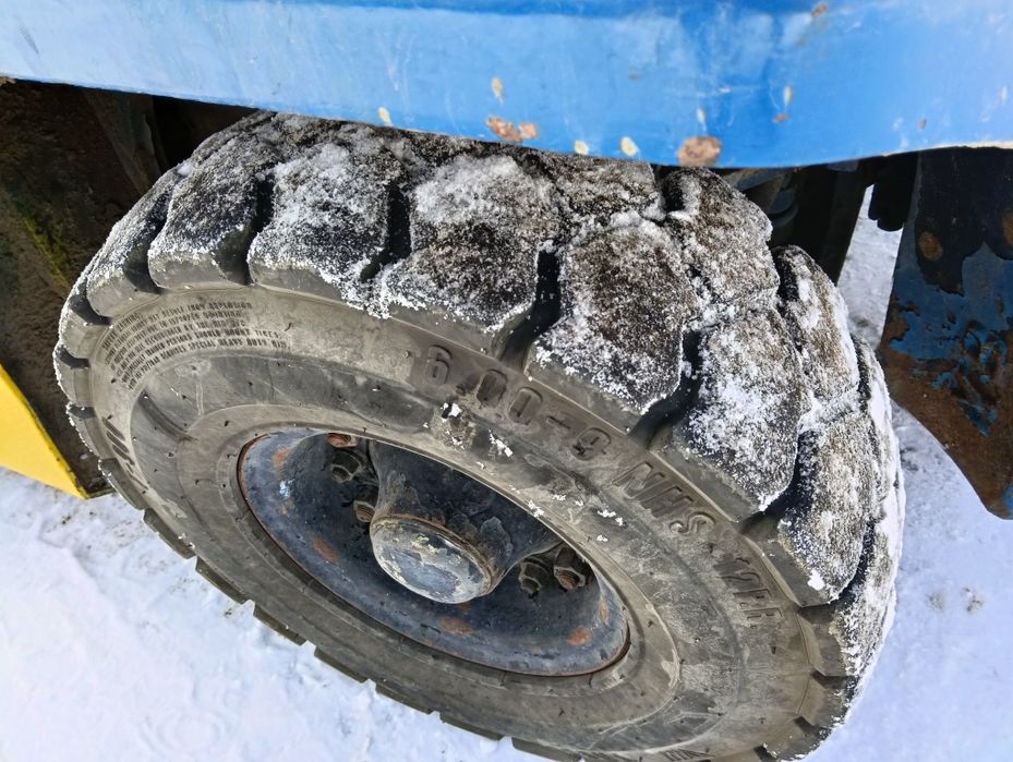 Wózek widłowy Toyota 2,5T