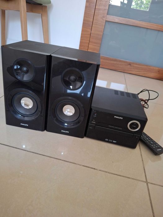 Wieża radio odtwarzacz płyt i pendrive