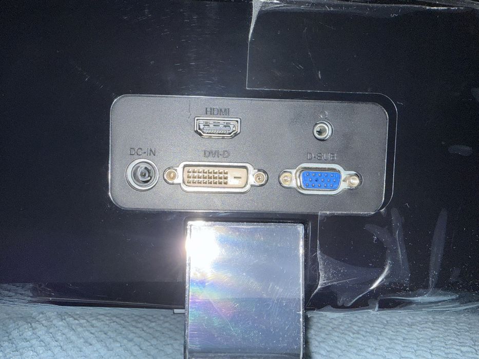 Monitor LED LCD LG com ecrã widescreen de 23”64752179597826121