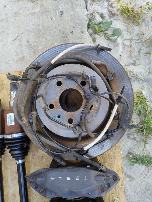 Ричаги Tesla Model S