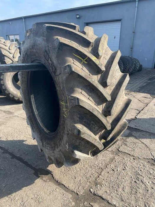 600/60R28 Opona Radialna BKT AGRIMAX V-FLECTO / 90%