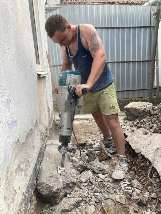 Демонтаж стен стяжки пола санузлов сантех кабын перепланировка квартир