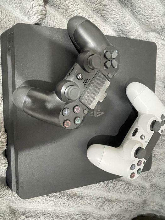 Sony plastation 4 Slim 1TB